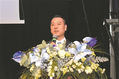 意大利溫州工商會換屆 何建鋒任第八屆會長